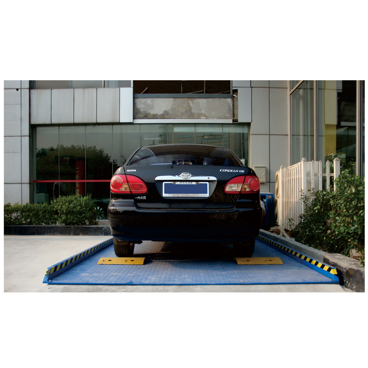 汽車(chē)升降平臺(tái)